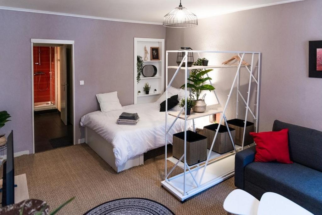 Agreable Studio En Plein Coeur De Quimper Appartement Buitenkant foto