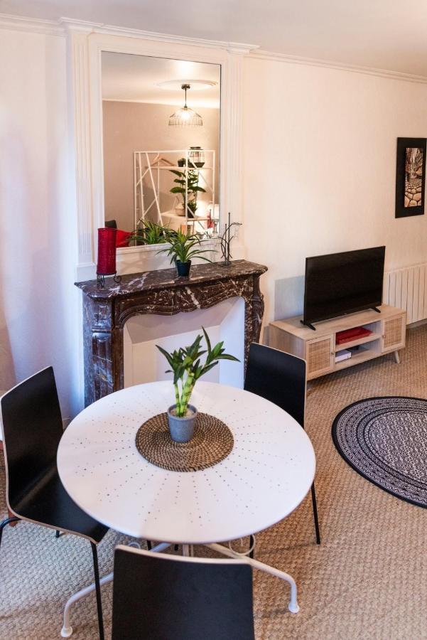 Agreable Studio En Plein Coeur De Quimper Appartement Buitenkant foto