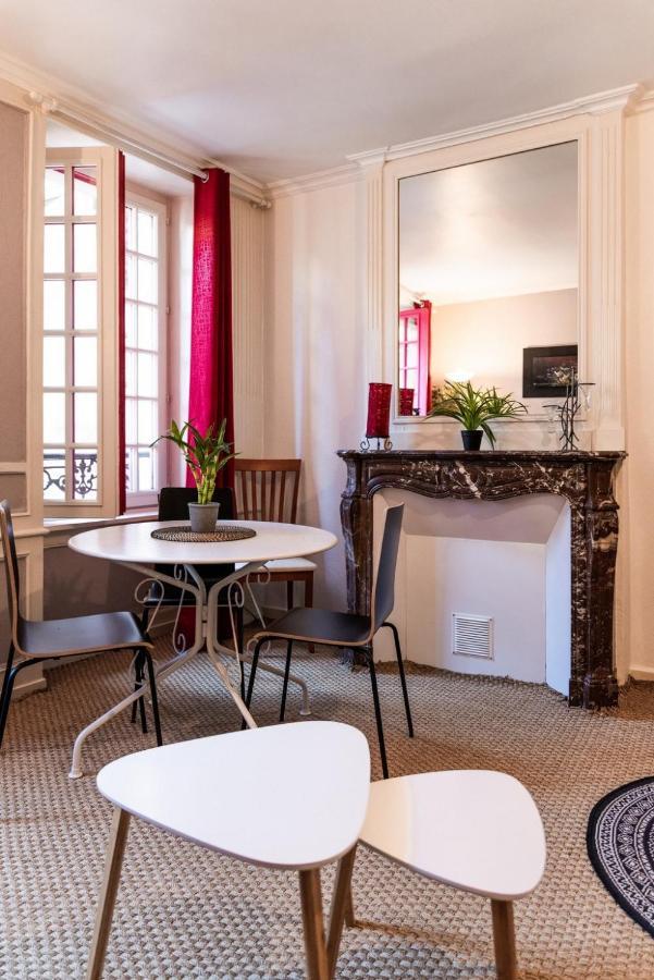 Agreable Studio En Plein Coeur De Quimper Appartement Buitenkant foto
